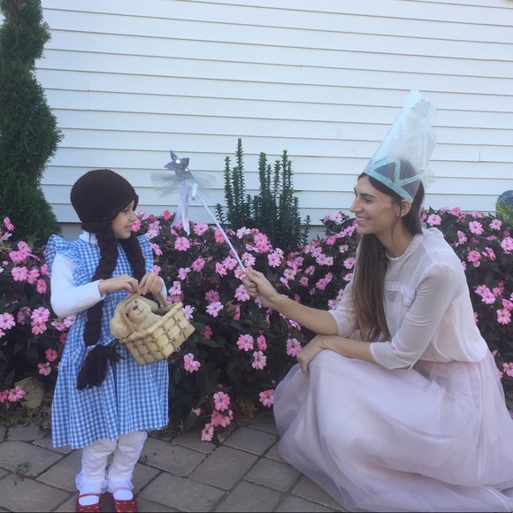 Meet your Posher, Rebecca - Picture 1 of 1